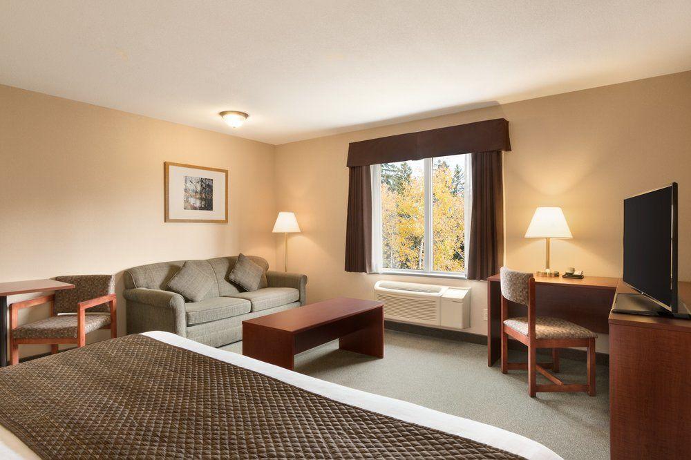 Days By Wyndham North Thunder Bay