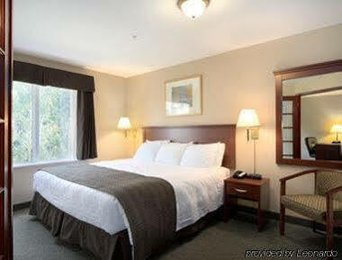 Days By Wyndham North Hotel 3*